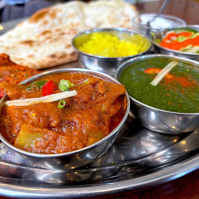 チキンドピアザカレー＆サグパニールカレー(スルタン 福島店 )