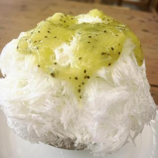 生フルーツのシロップ キウイ(しあわせ かき氷店)