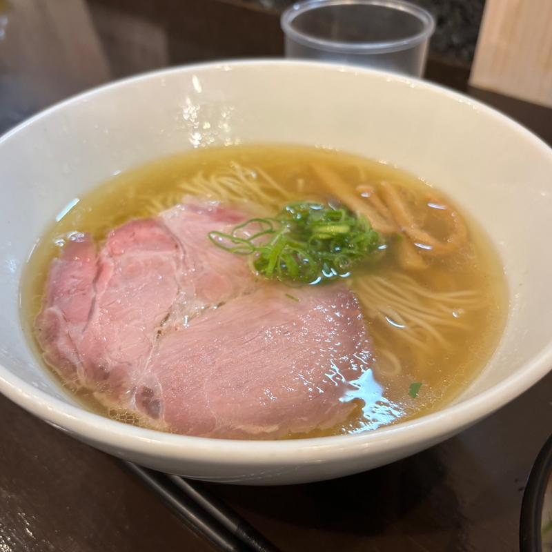 しおらーめん(町田汁場 しおらーめん進化 町田駅前店 )