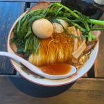 チャーシュー麺春菊乗せ(屋台ラーメンしゅんやっちゃん)