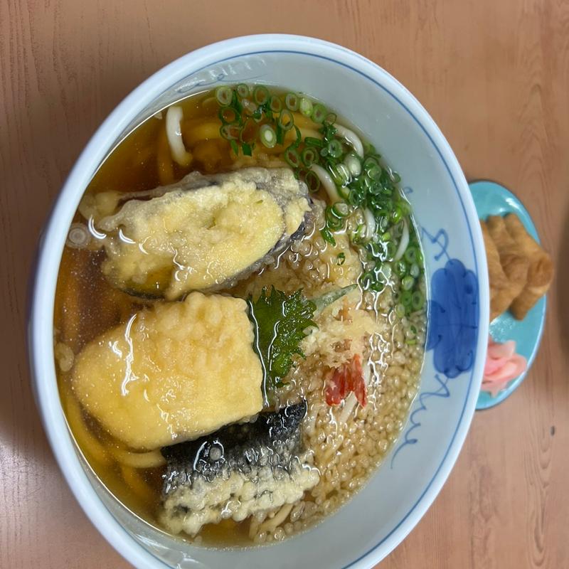 ころうどん(冷(うどん料理 いなみ （うどんりょうり いなみ）)