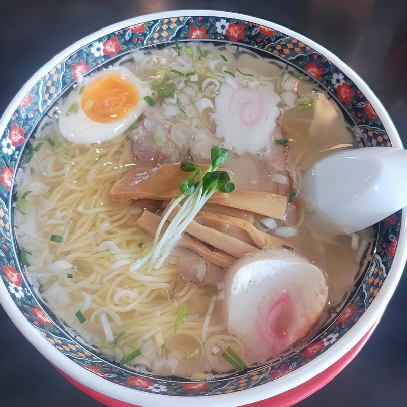 特塩拉麺(函館麺厨房 あじさい 本店)