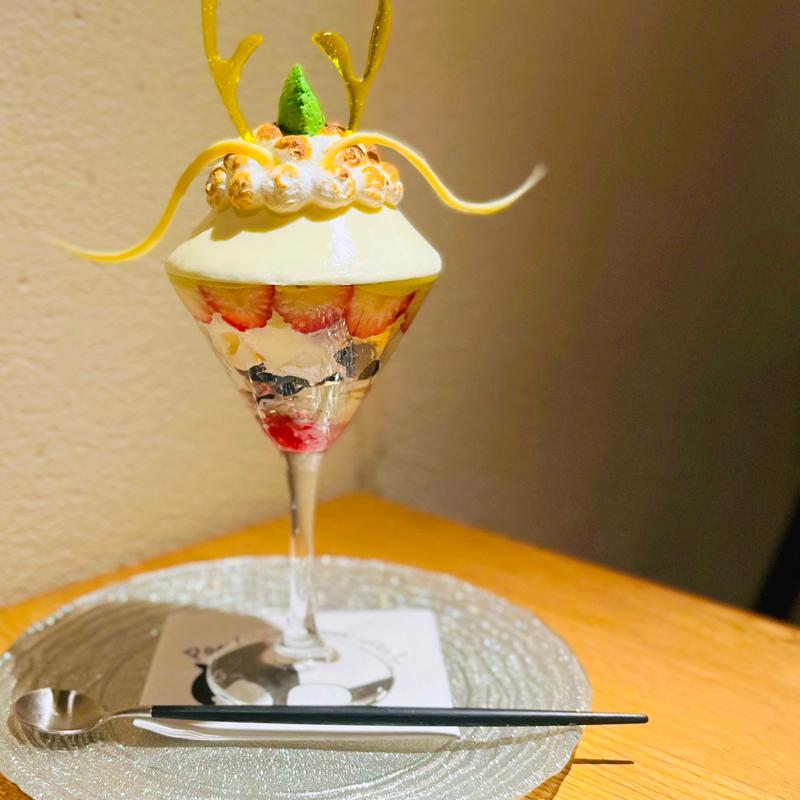 辰年パフェ〜ニギハヤミイシカリヌシ 〜(夜パフェ専門店 パフェテリア パル心斎橋)