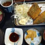 魚フライ定食(さかなやま 本場伏見店)