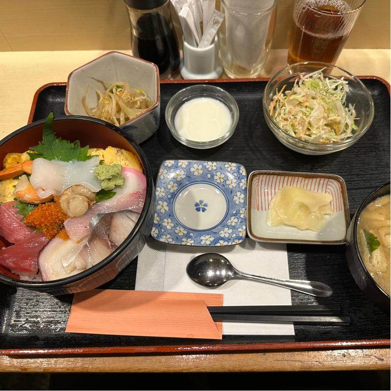 ちらし丼(大手先 （おおてさき）)