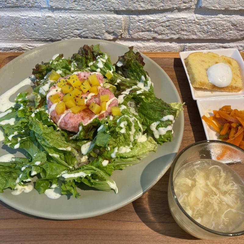 マグロとろたくsushiボウル(atacu cafe)