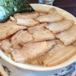 名物チャーシュー麺(ぶたにぼし)