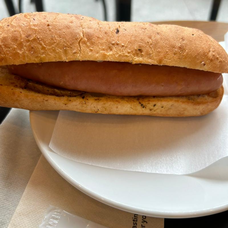 ヴィーナソーセージ石窯フィローネ(スターバックスコーヒー 札幌南一条店)