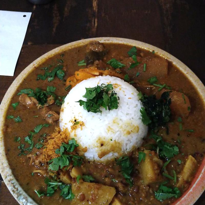 3種盛りカレー(あかつ亭)