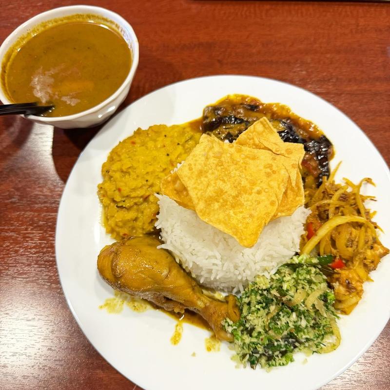 ライス&カレーチキンランチ(Lanka Hut Narita ランカハット成田)