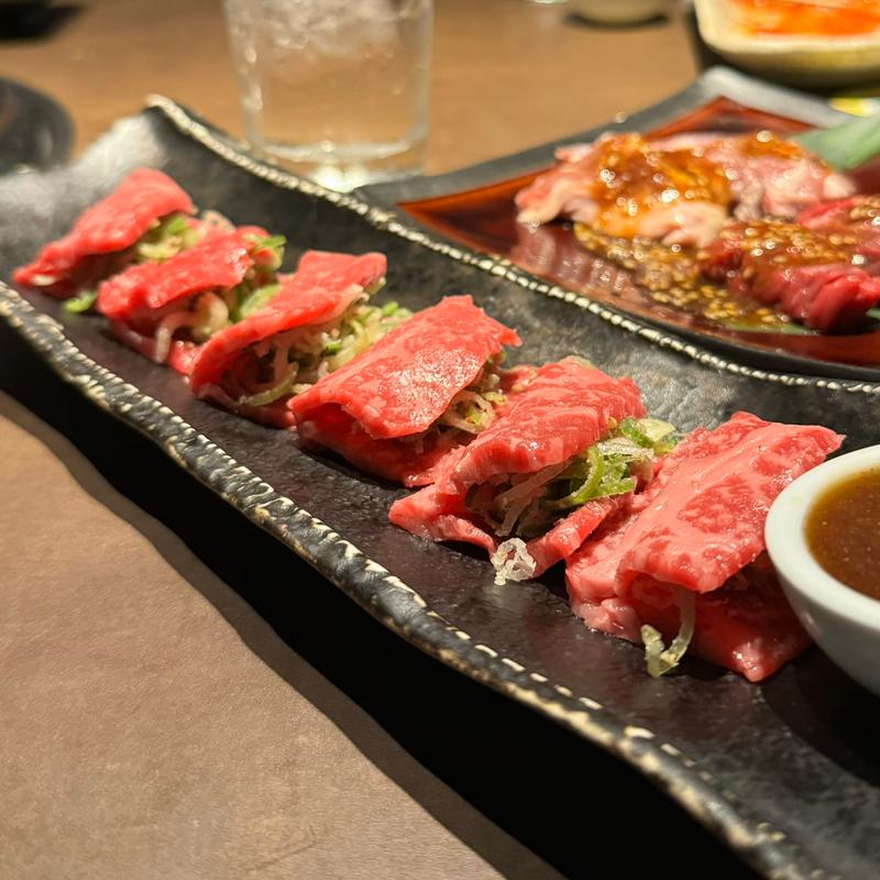 黒毛和牛ロースのにんにくネギ(味樹園 栄店)