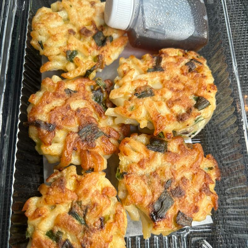 うどん餃子(カフェ&バー マリンナ)