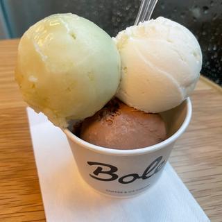 アイスクリーム  トリプル(Bole COFFEE & ICECREAM)