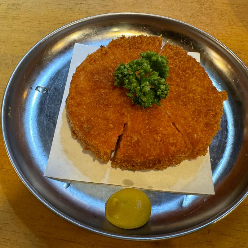 ハムカツ(鳥一伝承　焼鳥酒場ヤスモリ商店)