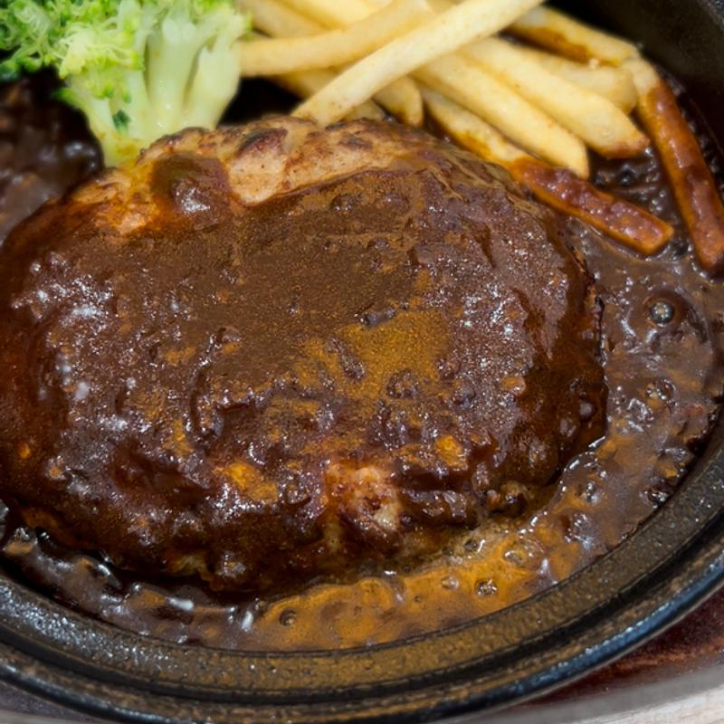 デミグラスハンバーグ(ファイヤーバーグイオン平岡店)