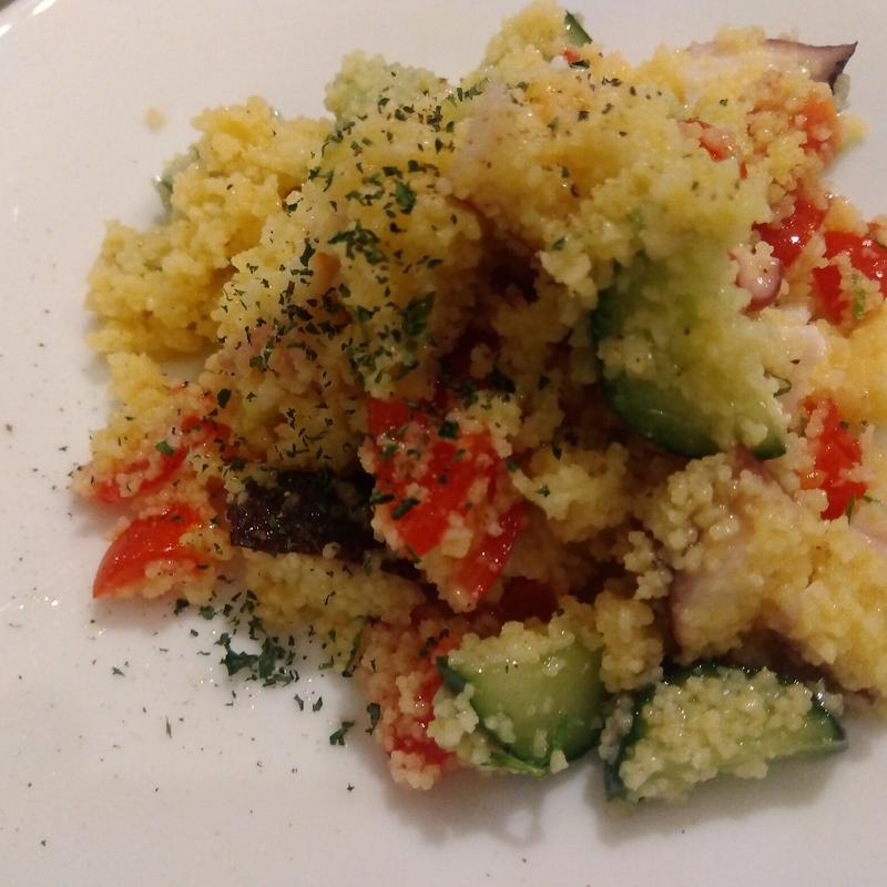 タコと塩レモンのクスクス(タブリエ)