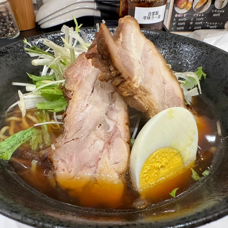 鶏ガラらーめん(メンとカジモト)