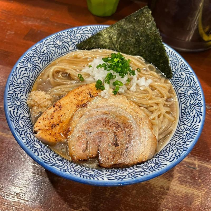 冷やし節らぁめん(麺や而今 （じこん）)