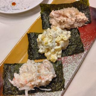 サラダ包み三貫盛(回転寿司みさき 川崎アゼリア店)