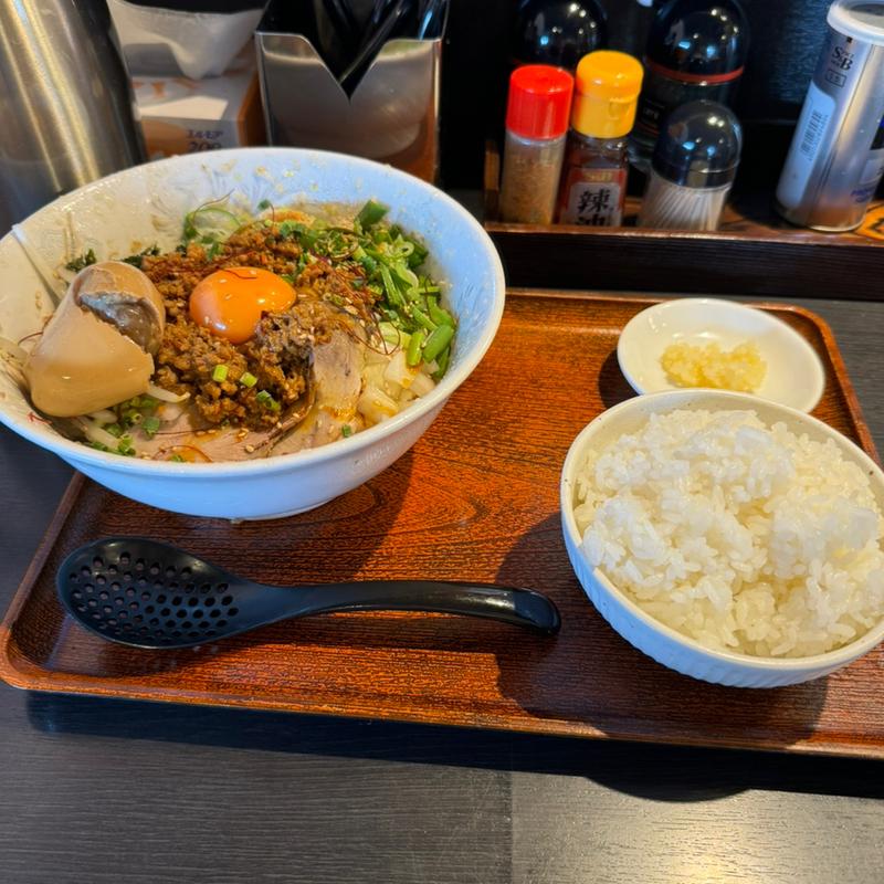 ビビンまぜそば(にくまる)