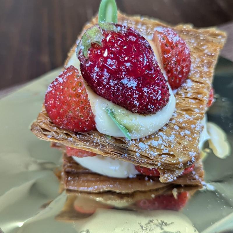 苺のミキフィーユ(ル・パティシエ ミキ)