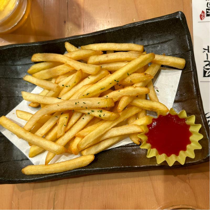 ポテトフライ(大衆酒場 京橋ホール)