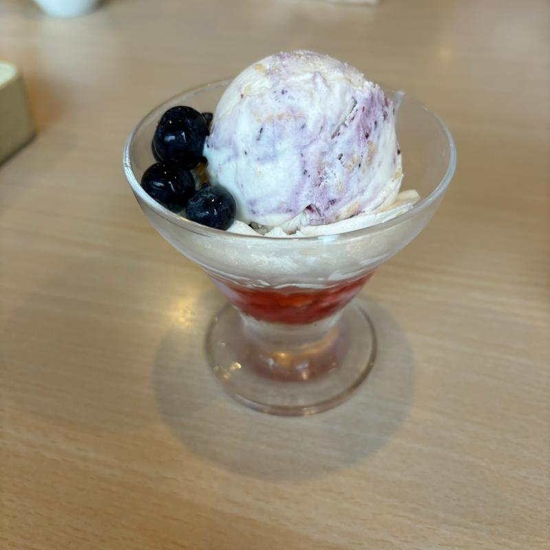 ブルーベリーのミニパフェ(ジョイフル桶川店)