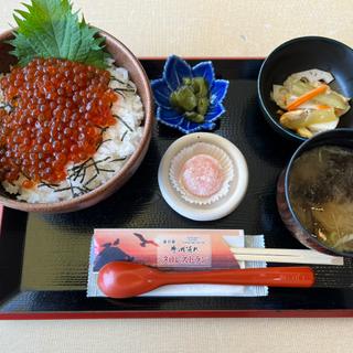 いくら丼(夕日レストラン )