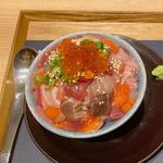 海鮮てっぺん小丼(熱海銀座おさかな食堂はなれ)