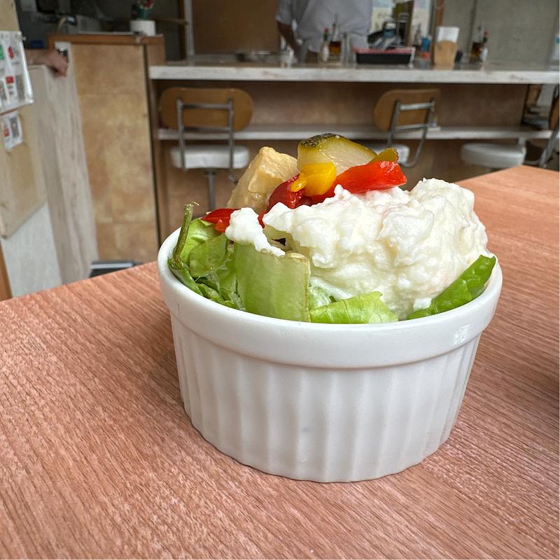 サラダ(Pizza Bull)