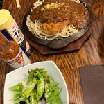 鉄板スパカツミニサラダ付き