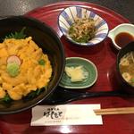 キラキラうに丼