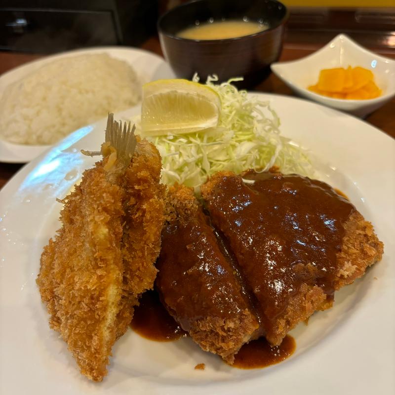 キスフライとデミグラスメンチカツ(洋食 KOBAYA)