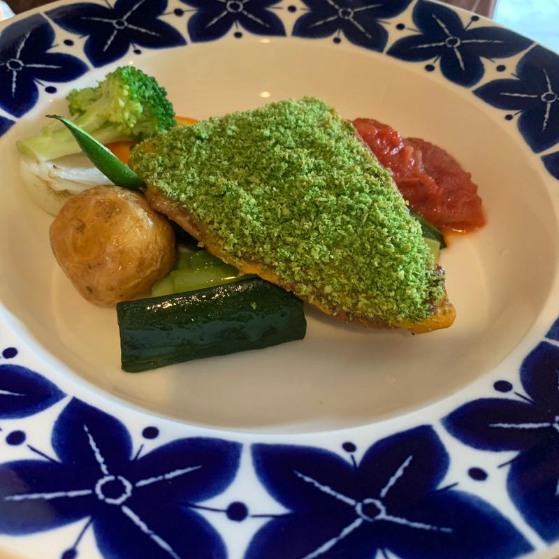 Lunch Set お魚（鮮魚の香草パン粉焼き　トマトソース）(洋食屋 La Casa)