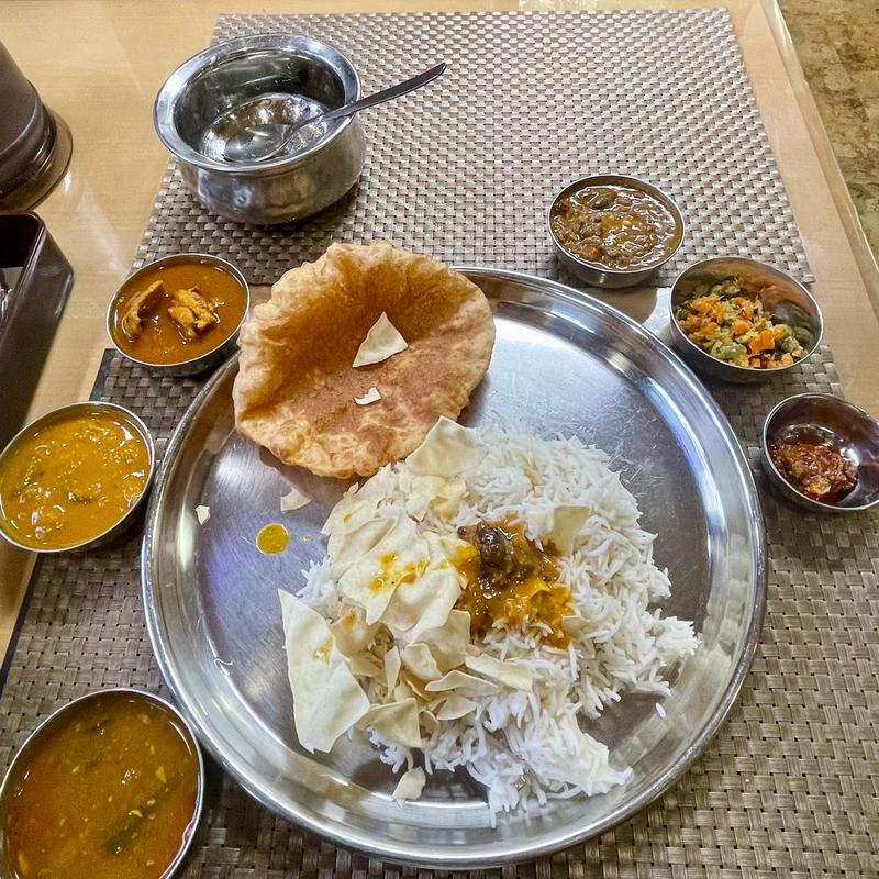 ノンベジミールス(ルシインドビリヤニ)