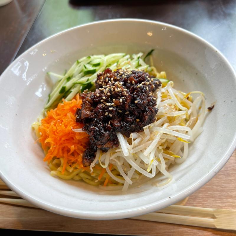ジャージャン麺(開元カフェ （Kaigen cafe）)