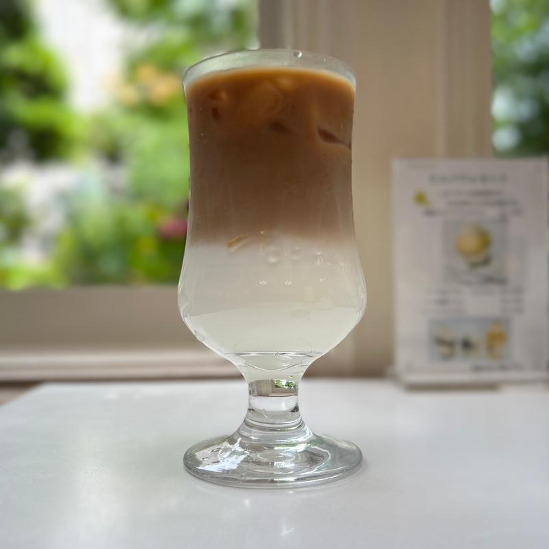 アイスカフェオレ(イワタコーヒー店)