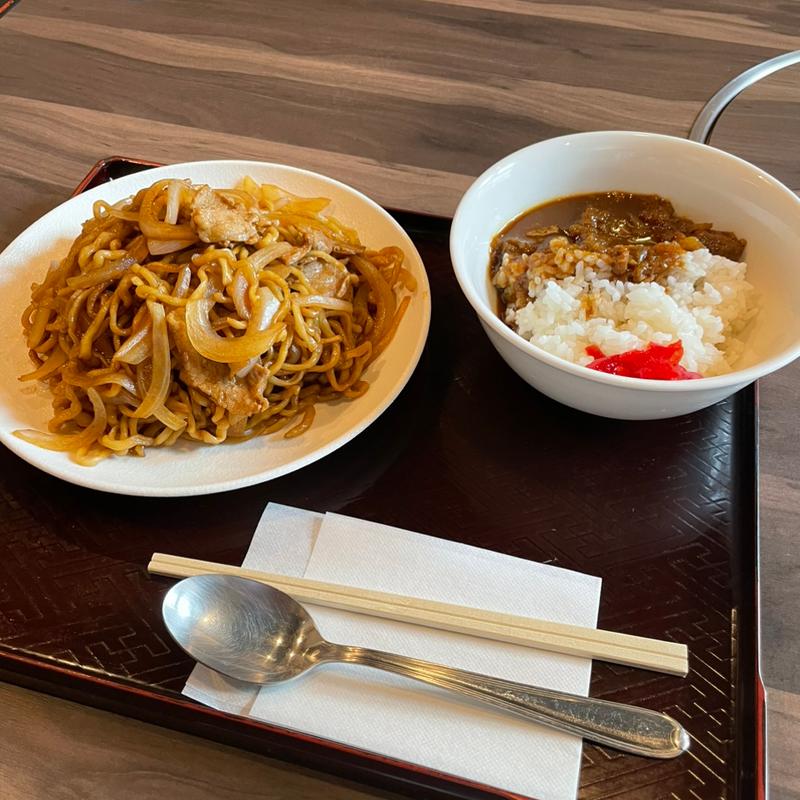 焼きそば&ミニカレー(焼肉逢春)