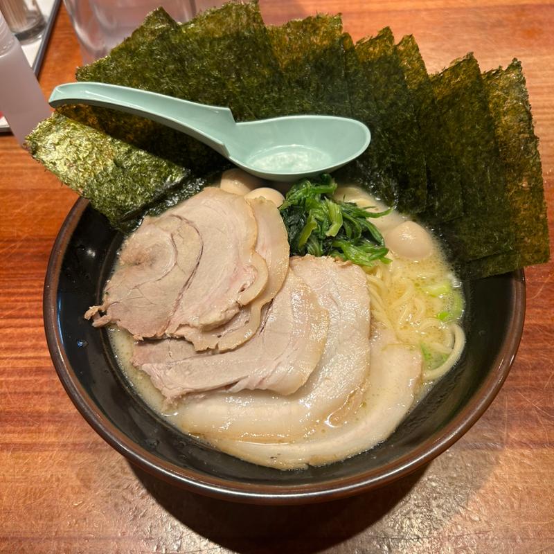 塩とんこつ　特製(横濱家系ラーメンたくみ家 水戸見和店)