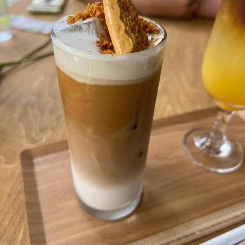 トライカフェラテ(Tri cafe and studio)