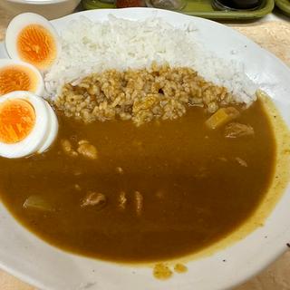 エッグカレー(カレーの店 サカエヤ)