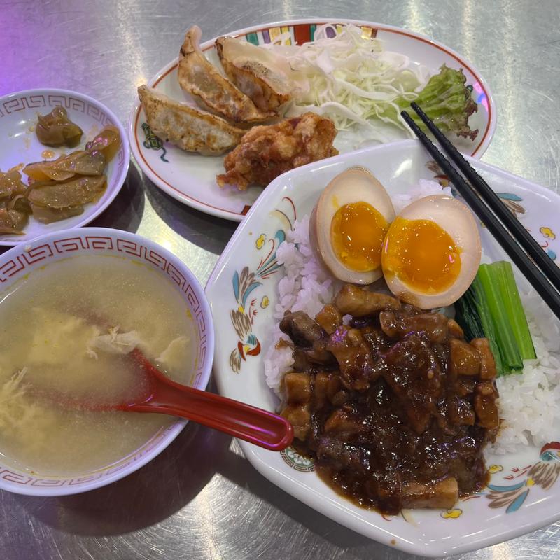 ルーロー飯定食(とびだせロケット飯店)