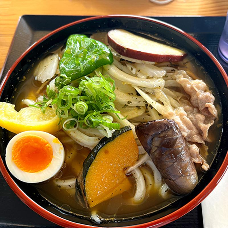 スープカレーうどん(製麺七や 319号店)