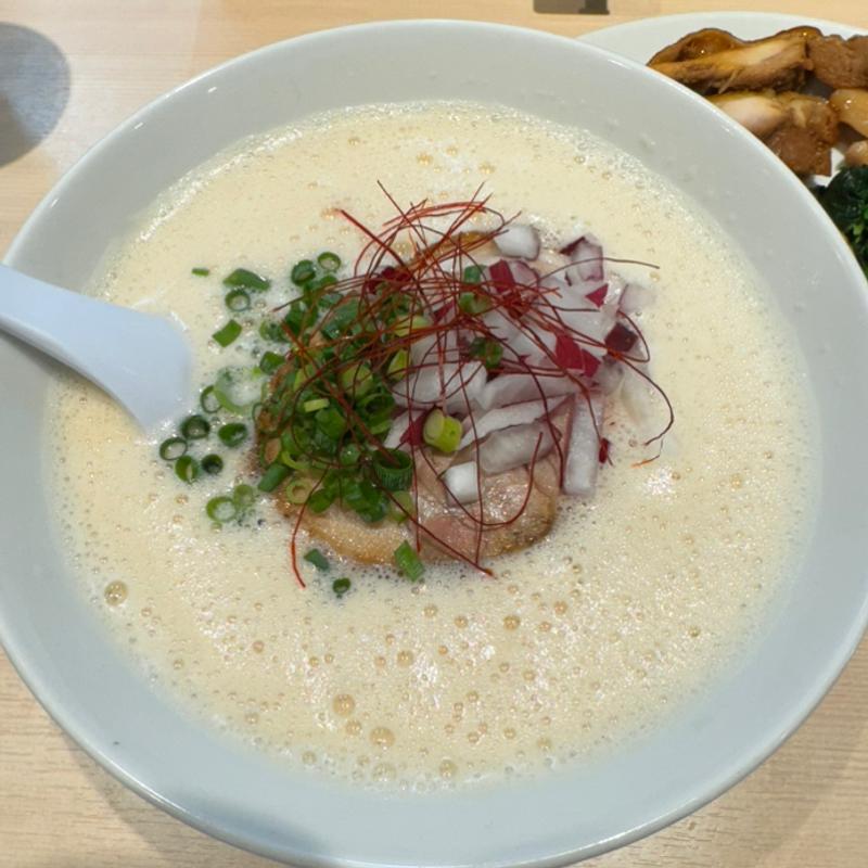 鶏白湯塩ラーメン(鶏白湯らーめん叶)