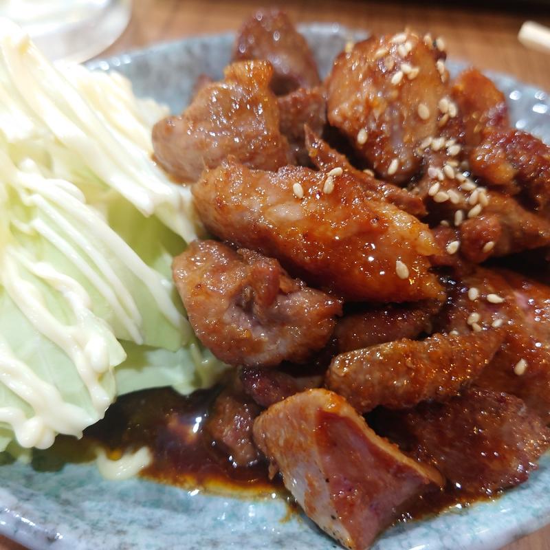 ピリ辛ホルモン炒め(名物やきとん とみちゃん 堀切菖蒲園店)