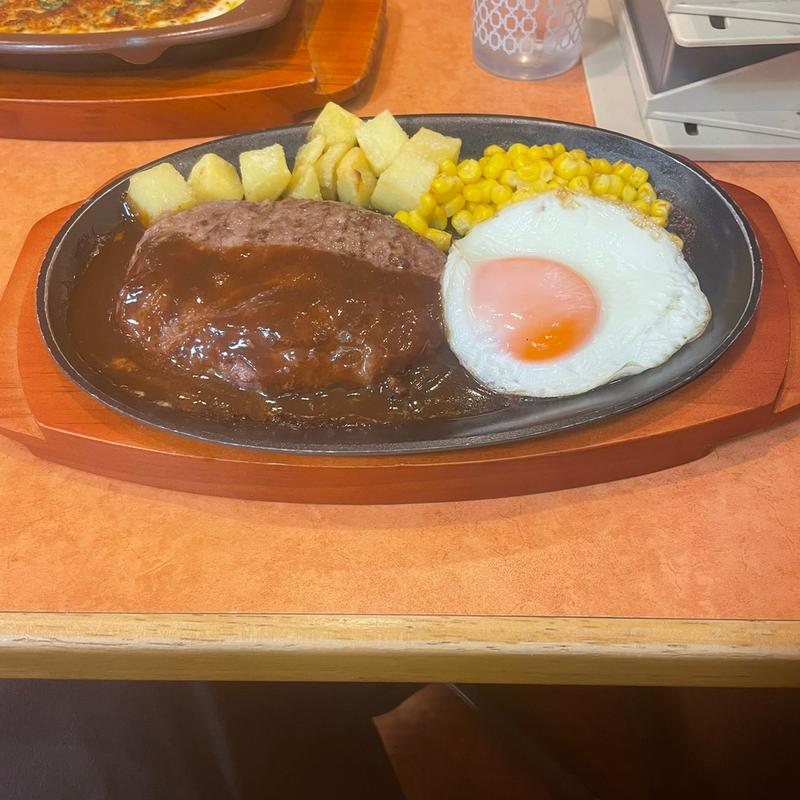 ハンバーグステーキ(サイゼリヤ 伊勢原店)