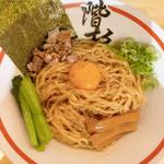 地鶏の鶏油まぜそば(ラーメン階杉 広島八丁堀店)