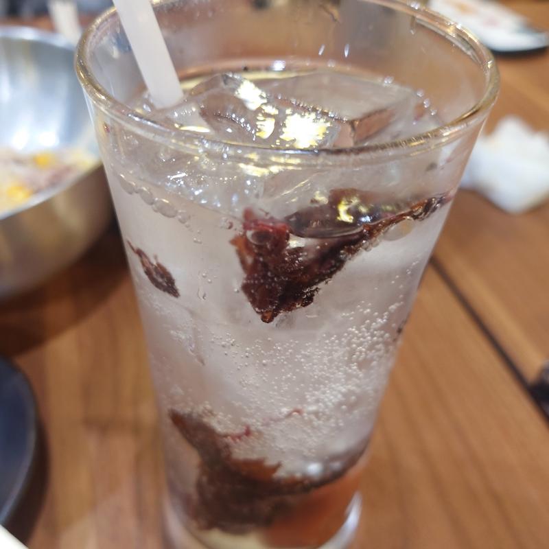 梅干しサワー(名物やきとん とみちゃん 堀切菖蒲園店)