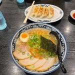 醤油とんこつ　ねぎれんげラーメン