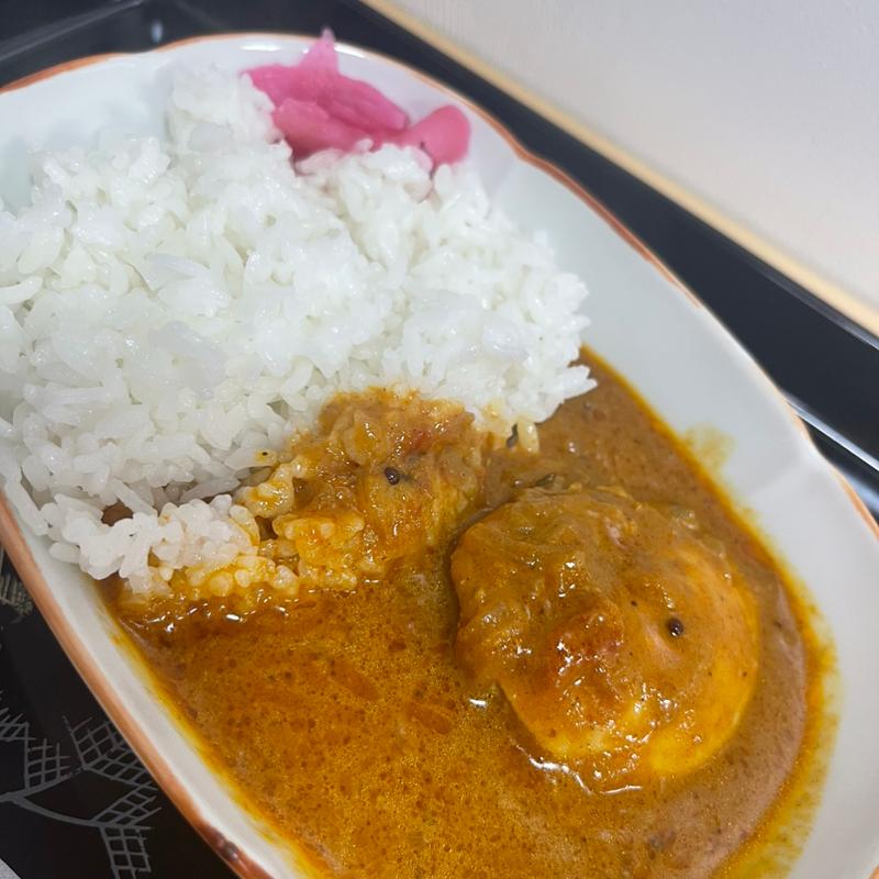 スパイスチキンカレー(Kakazu Cottage食堂)